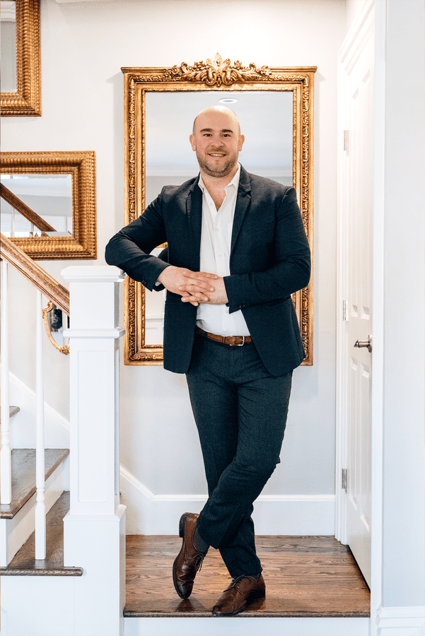 Real Estate Agent Edward Searle
